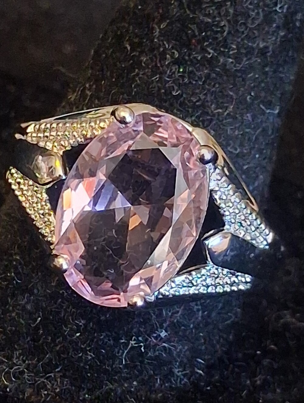 Elegant Sterling SilverWomen's Ring With Pink Oval Stone Size 9 3/4